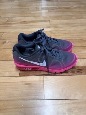NIKE AIRMAX SEQUENT